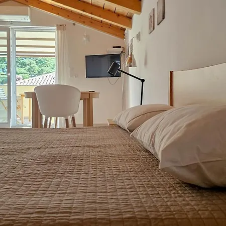 Viviana Ana Apartamento *